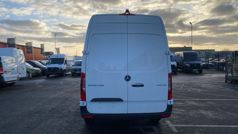 Mercedes-Benz Sprinter 315Cdi L2 Diesel Rwd 3.5t H2 Pro Van